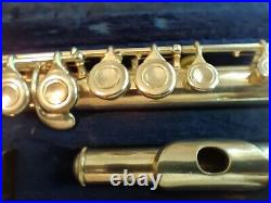 Artley model 18-0 silver plated flute new pas and corks Plays great