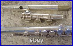 GEMEINHARDT 2SP Silver Musical Instrument Flute with Case