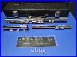 GEMEINHARDT ELKHART M2 Silver Flute, with case Overhauled & Ultrasonic Cleaned