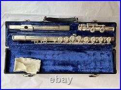 Gemeinhardt 2SP Silver Plated Flute with Case Cleaned Polished Reconditioned