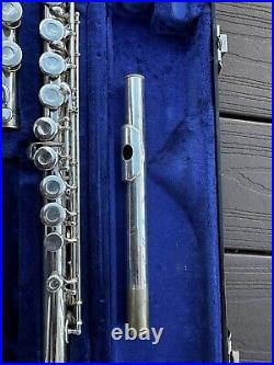 Gemeinhardt 2SP Silver-plated Flute and Hard Case Top Student Flute