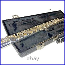 Gemeinhardt 2SP Student Flute Silver-Plated Closed Hole in Hard Black Carry Case