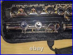 Glory GFL-130 C Flute with Case for students and professionals