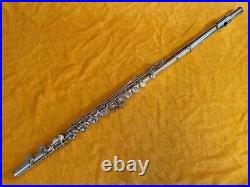 YAMAHA YFL-614 Flute With Hard Case Musical instrument from Japan USED