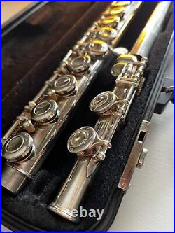 Yamaha Advantage 200AD Flute with Case-NICE-Great condition Hard Case included