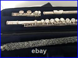 Yamaha YFL-212 Concert Flute Silver