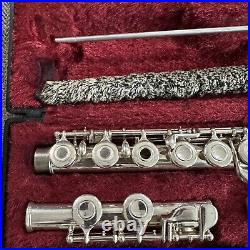 Yamaha YFL 285S Open Hole Silver Flute With Hard Case Flute, Cleaning Rod, Bag