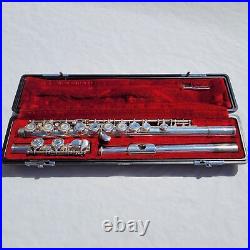 Yamaha YFL 285S Open Hole Silver Flute With Hard Case Flute and Cleaning Rod